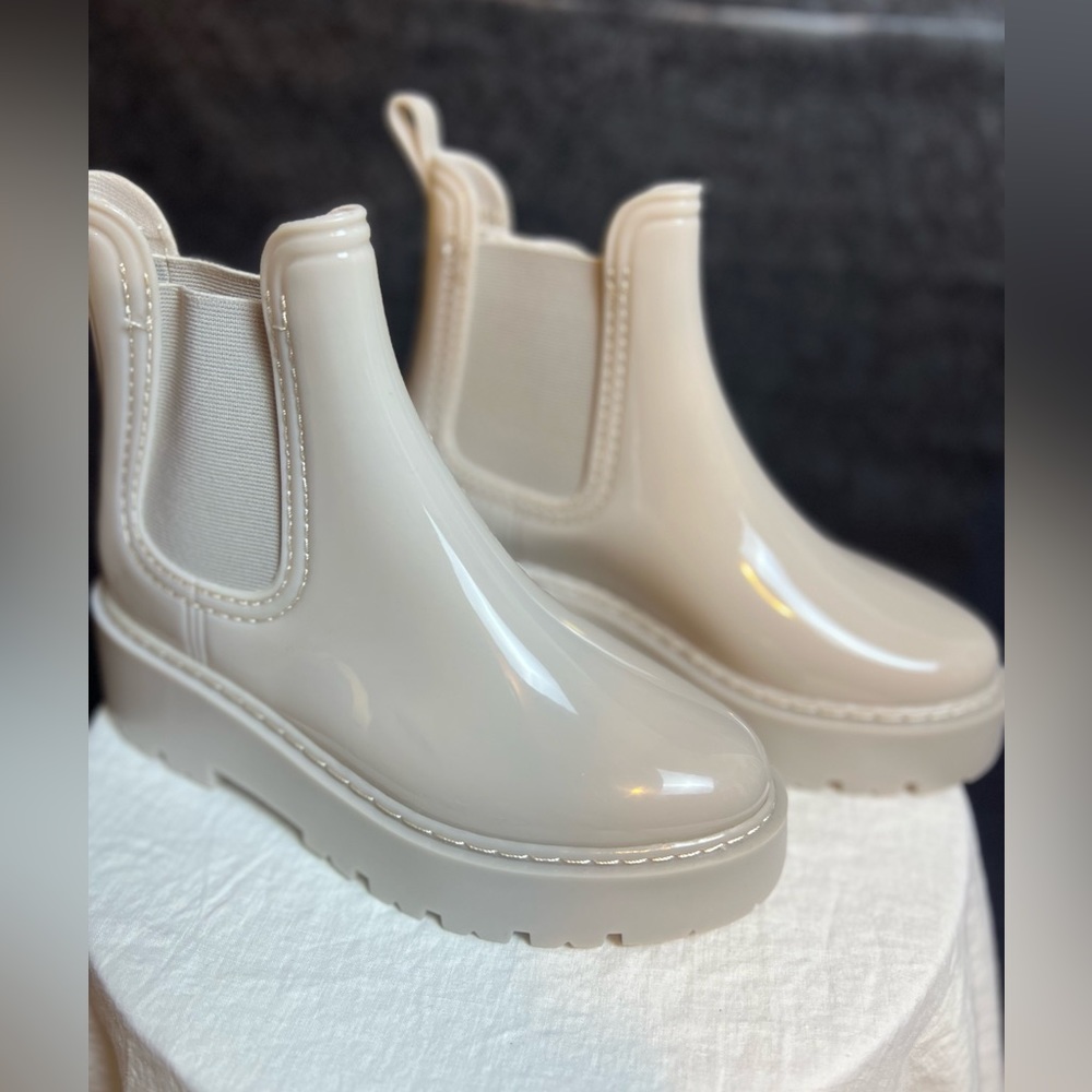 ASOS design Gadget chunky chelsea wellies in Gray